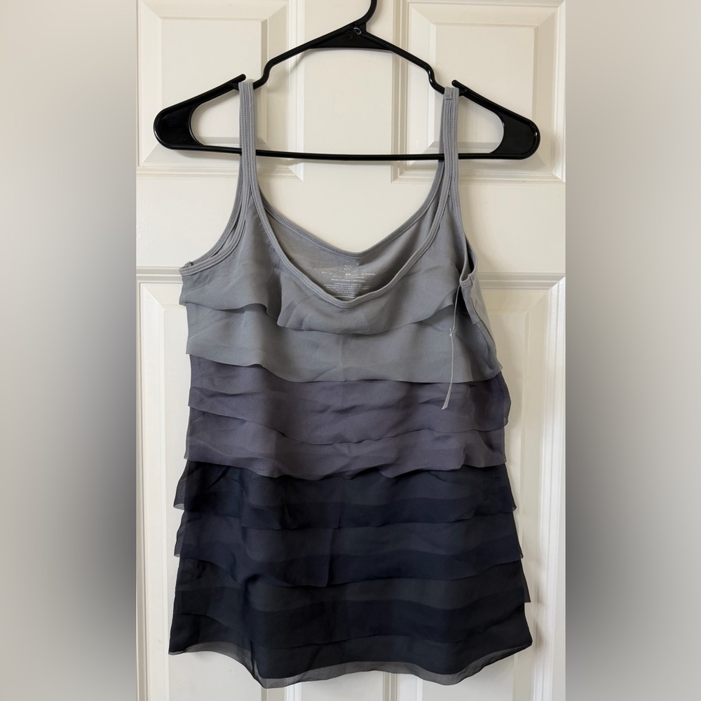 New York & Co. - Layered Gray Ombre Tank Top - Medium - NWT!